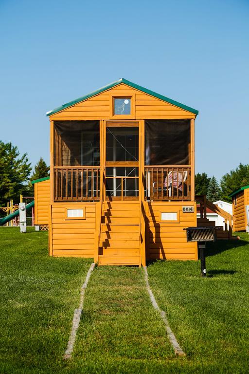 Plymouth Rock Camping Resort Rustic Cabin Elkhart Lake Eksteriør billede